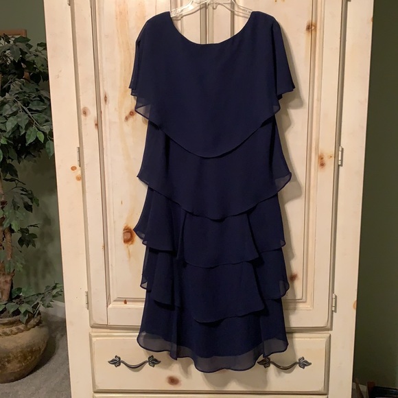 Ladies Cocktail Dress - Picture 3 of 6